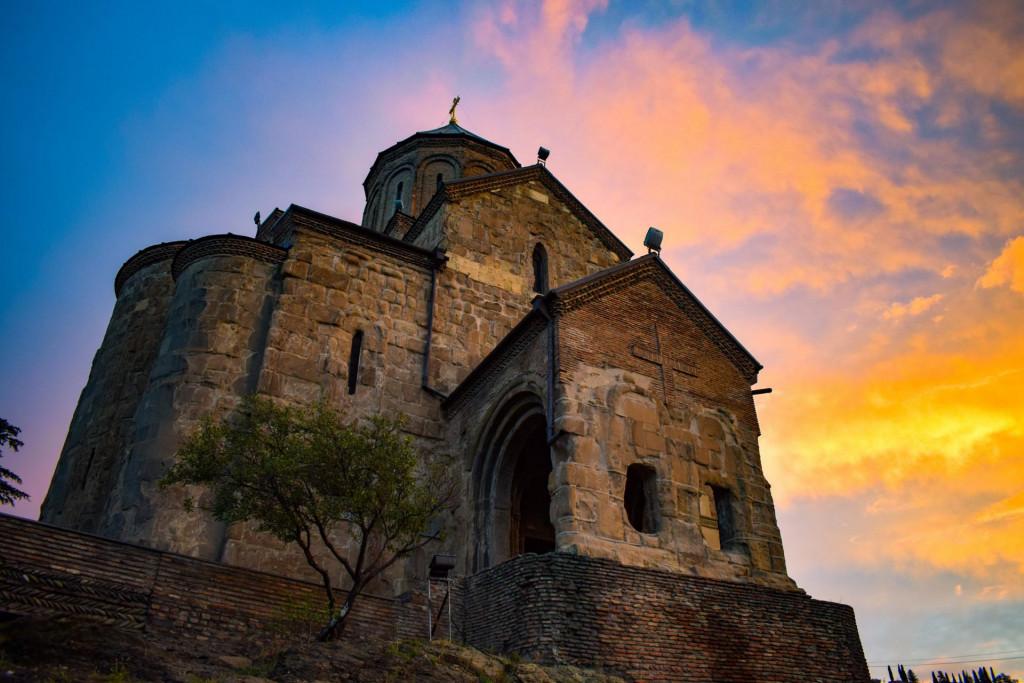 მეტეხის ღვთისმშობლის შობის სახელობის ტაძარი