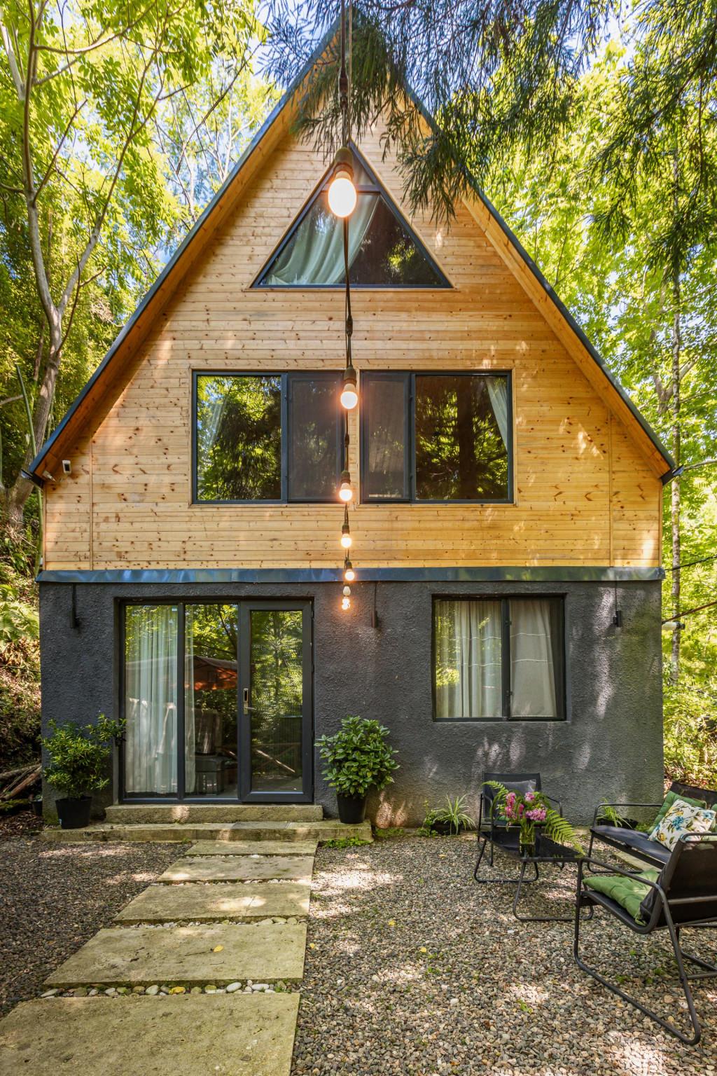 VenoSea Tsikhisdziri Seaside Cottage