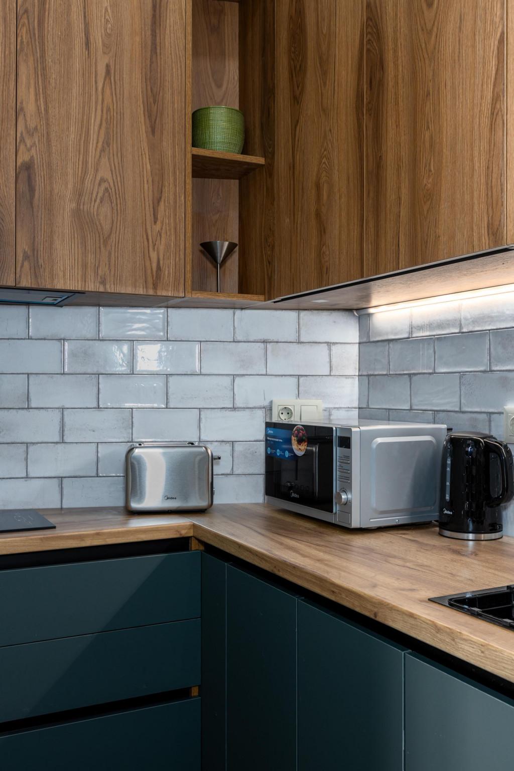 The NEO two room Suite N302 by MaRKoS