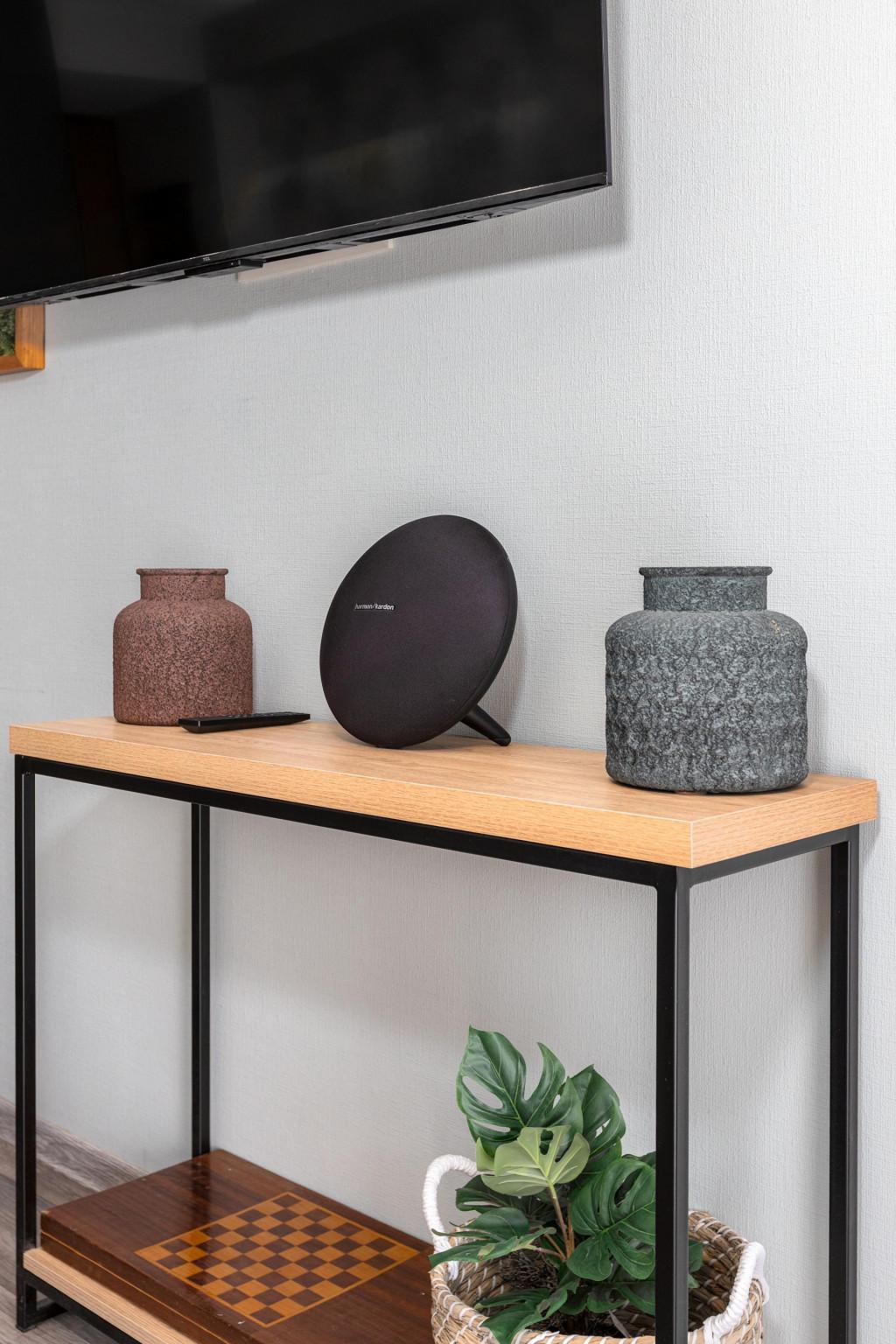 The NEO two room Suite N301 by MaRKoS