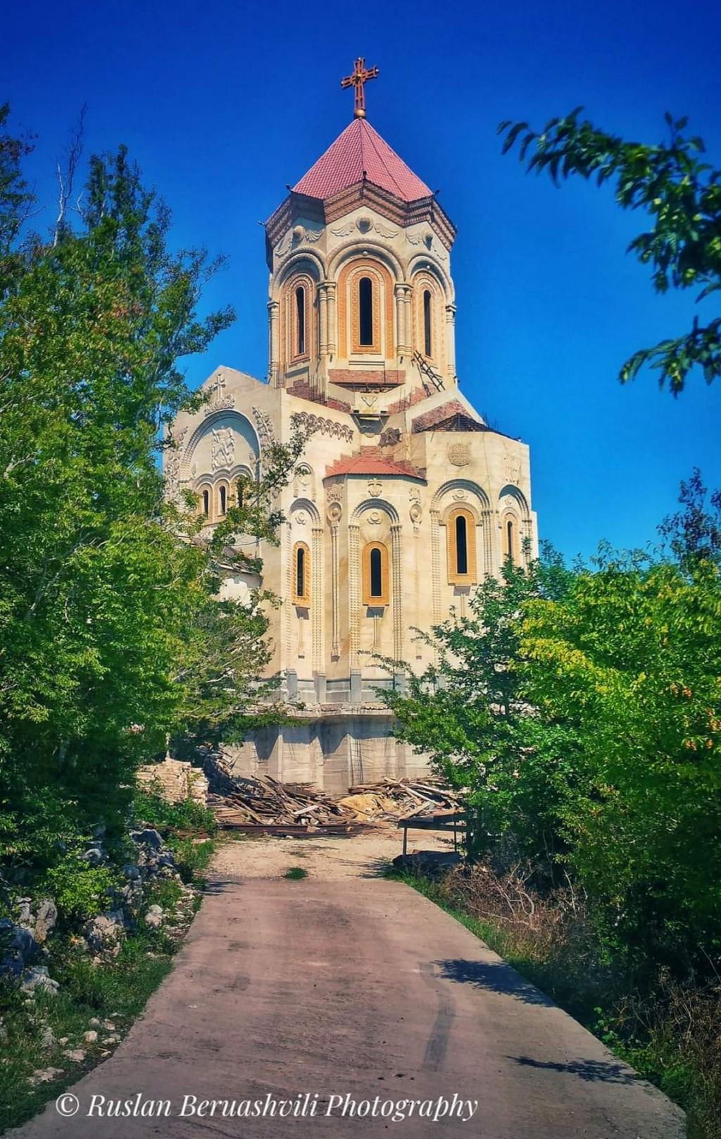 წმინდა ბილიკები