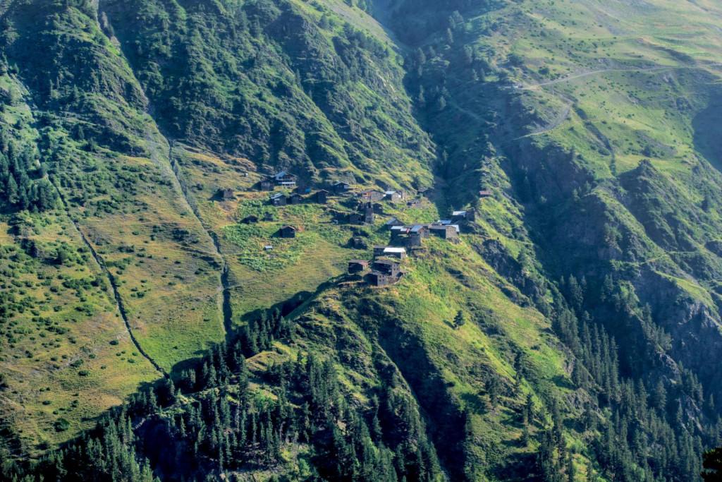 დოჭუ, გომეწრის ხეობა, თუშეთი - Dochu, Tusheti