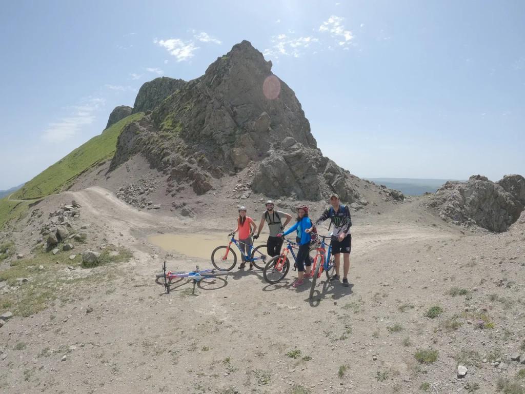 ველოტური კლდეკარზე