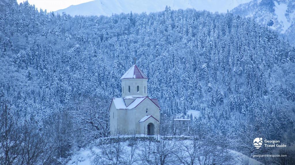იენაშის 1000 მოწამეთა სახელობის ტაძარი Church of the 1000 Martyrs of Ienashi Церковь 1000 мучеников Иенаши