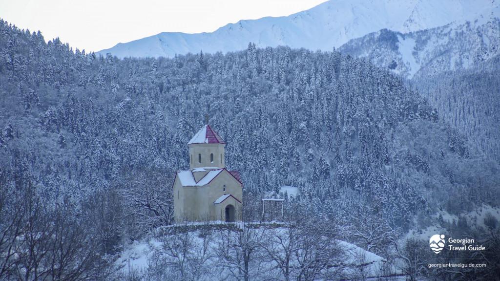 იენაშის 1000 მოწამეთა სახელობის ტაძარი Church of the 1000 Martyrs of Ienashi Церковь 1000 мучеников Иенаши