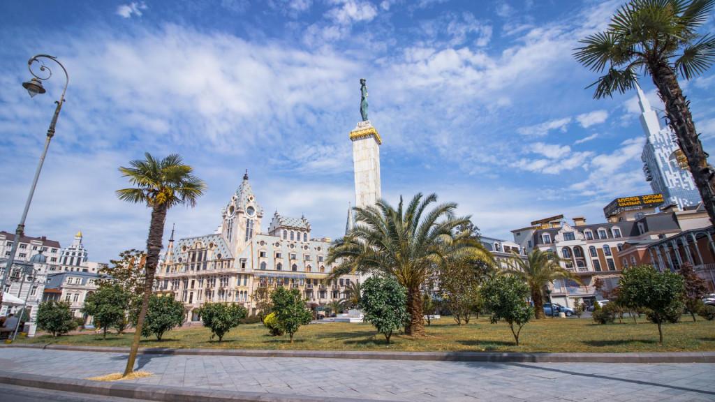მედეას ქანდაკება, ევროპის მოედანი - Statue of Medea, Europe Square Статуя Медеи, Площадь Европы