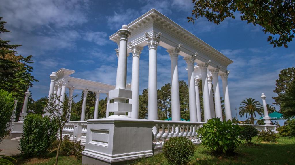 კოლონადები, ბათუმი, ბულვარი - colonnades, batumi, boulevard