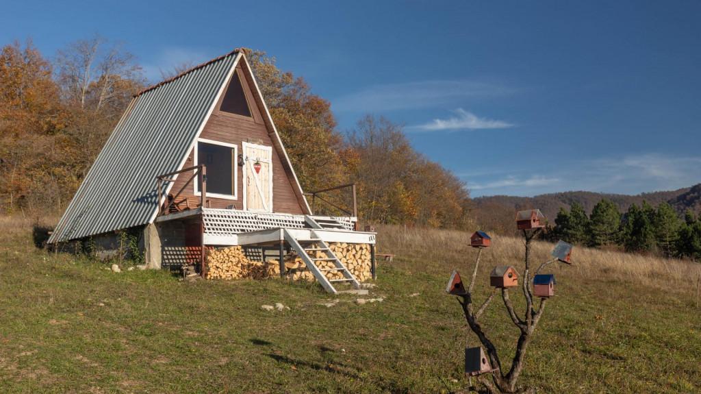 მარწყვის ქოხი