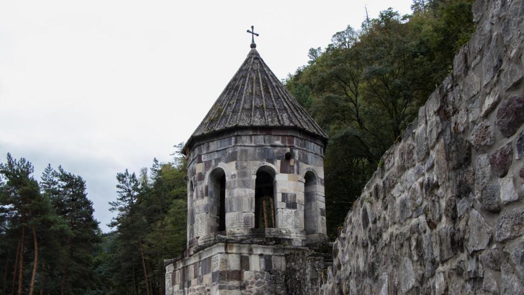 მწვანე მონასტერი green monastery