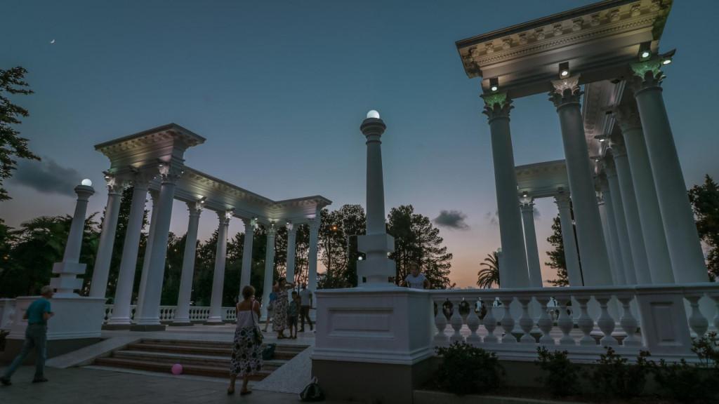 კოლონადები, ბათუმი, ბულვარი - colonnades, batumi, boulevard