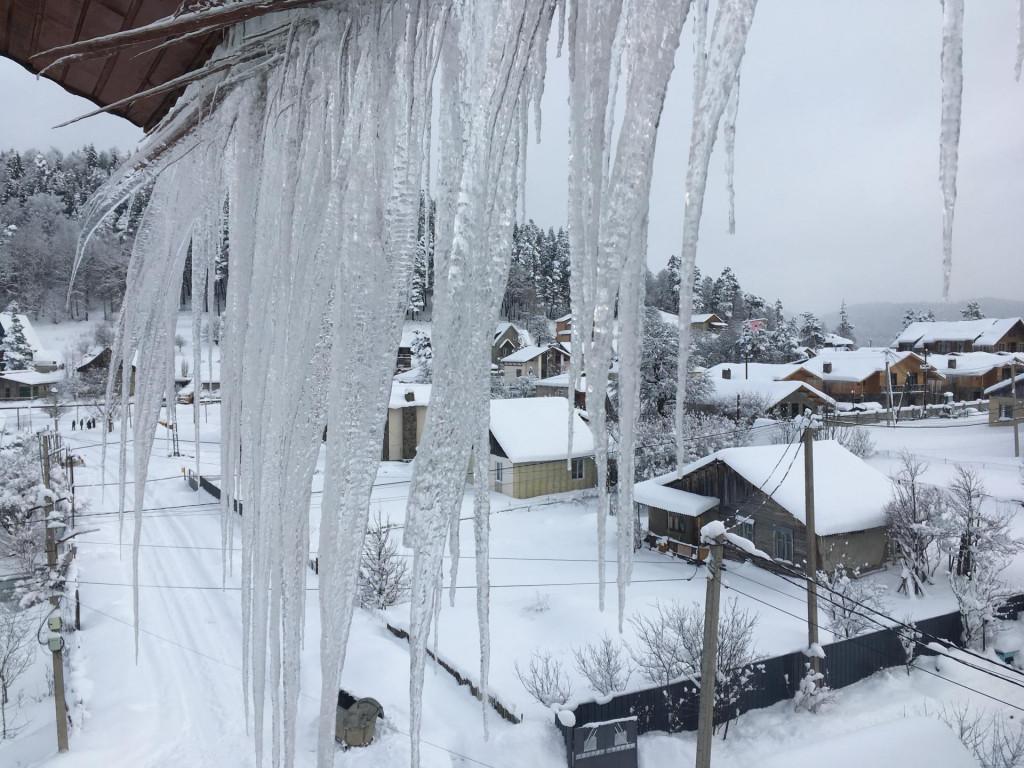 თოვლის ფეხსაცმლის ტური ბაკურიანში