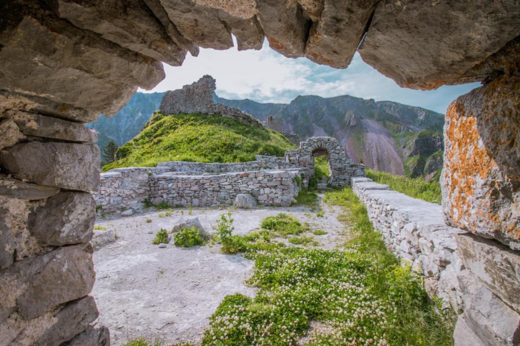 ხიხანის ციხე, ხირხათის ციხე, ხულო, აჭარა - Khikhani fortress, Khirkhati fortress, Khulo, Adjara
