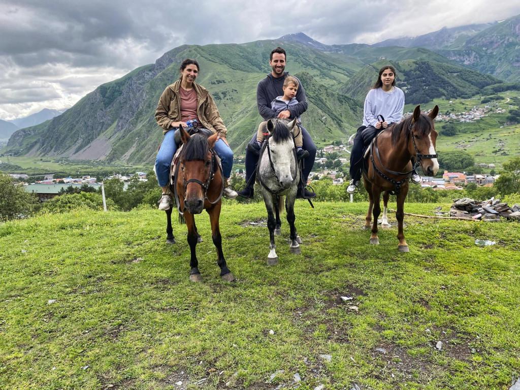 ცხენტური ყაზბეგში