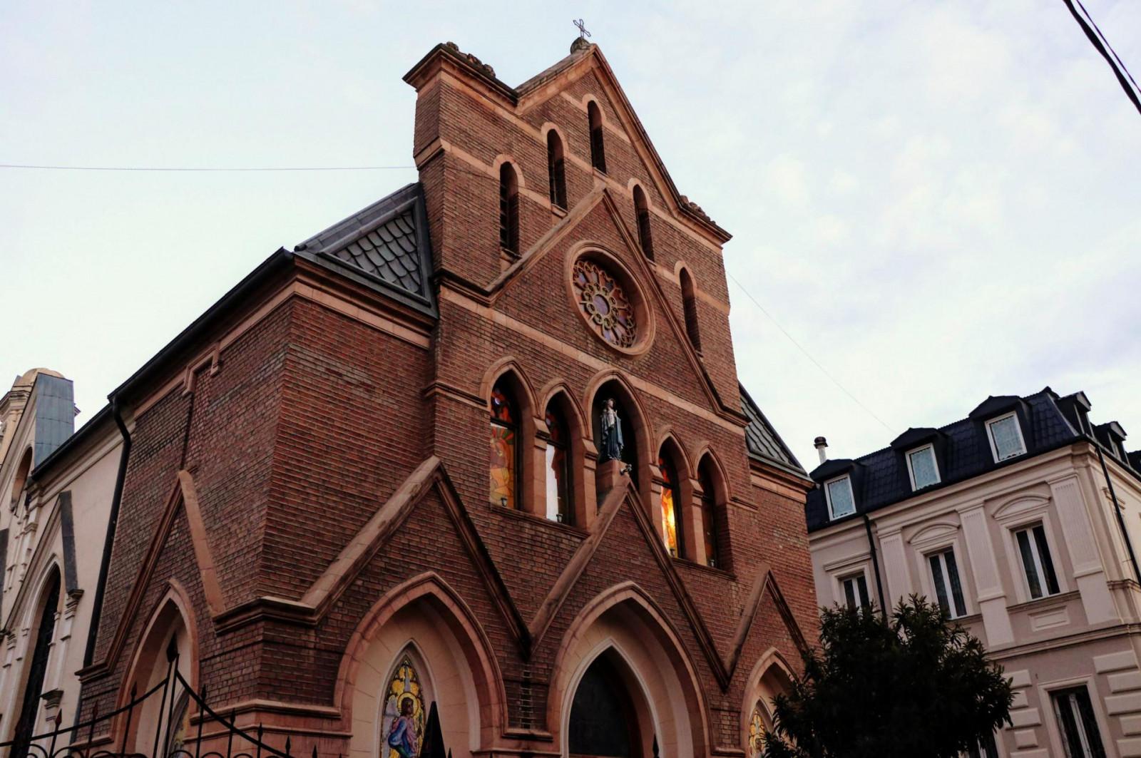 კათოლიკური ეკლესია თბილისში Catholic church