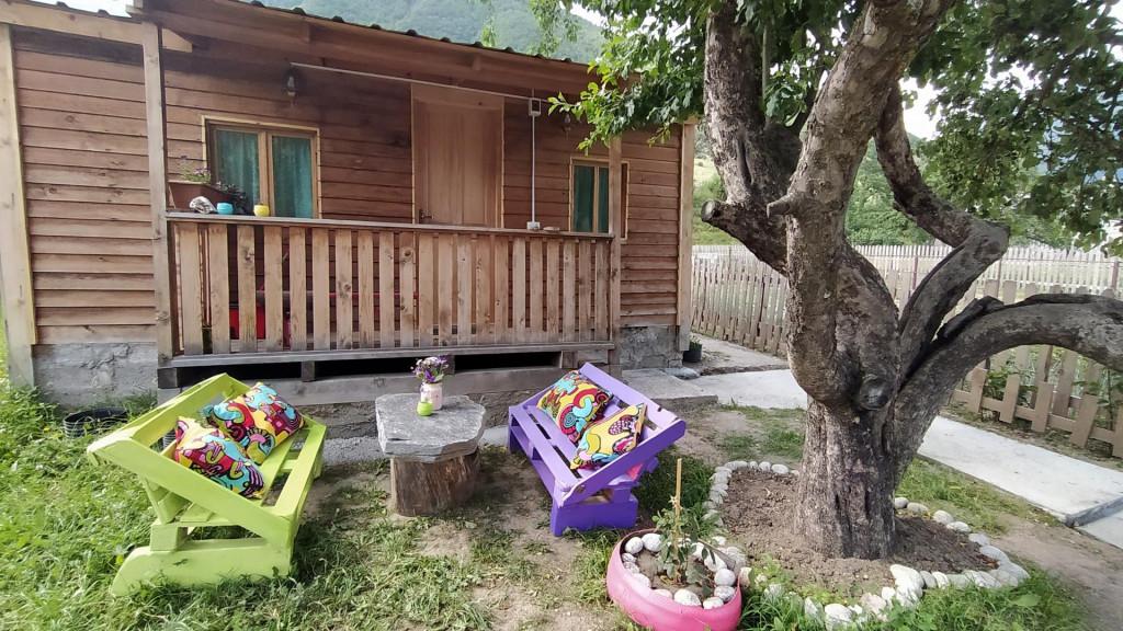 Hut Of Love - სიყვარულის ქოხი