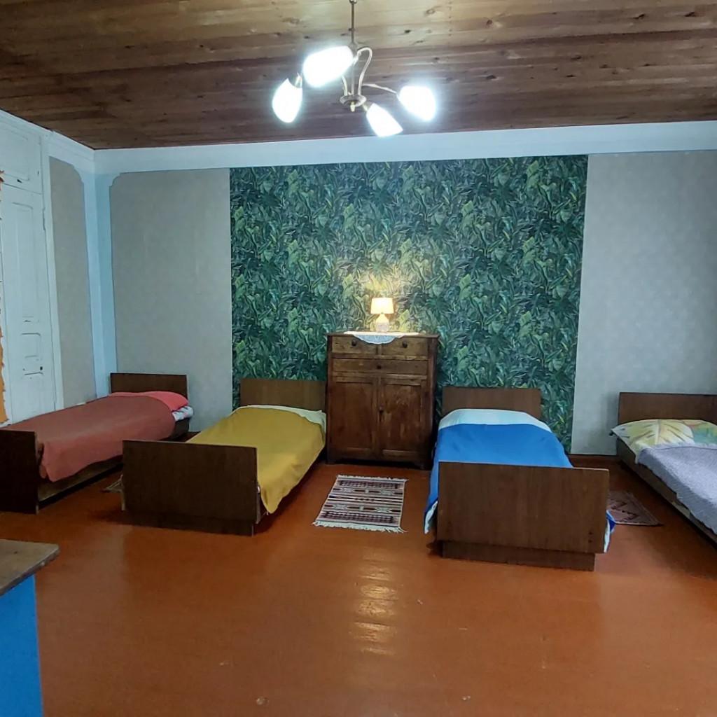 Pin Trips hostel- base on a silk road
