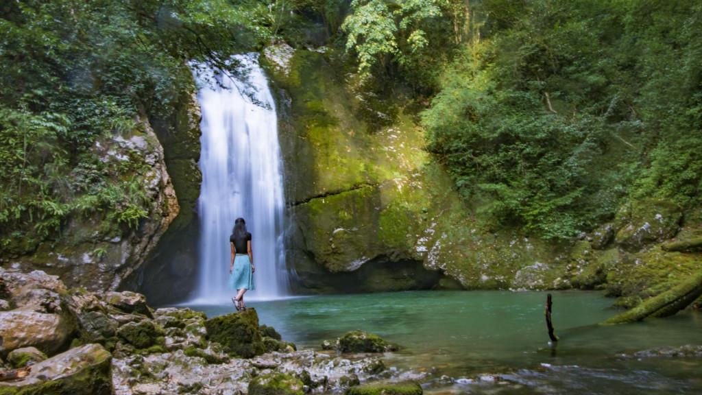 წალენჯიხა, ინწრას ჩანჩქერი