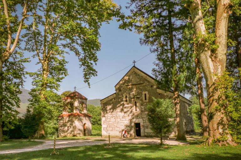 Salkhino, Dadiani Palace, Residence, დადიანების სასახლე, წმ. გიორგის სახელობის ეკლესია