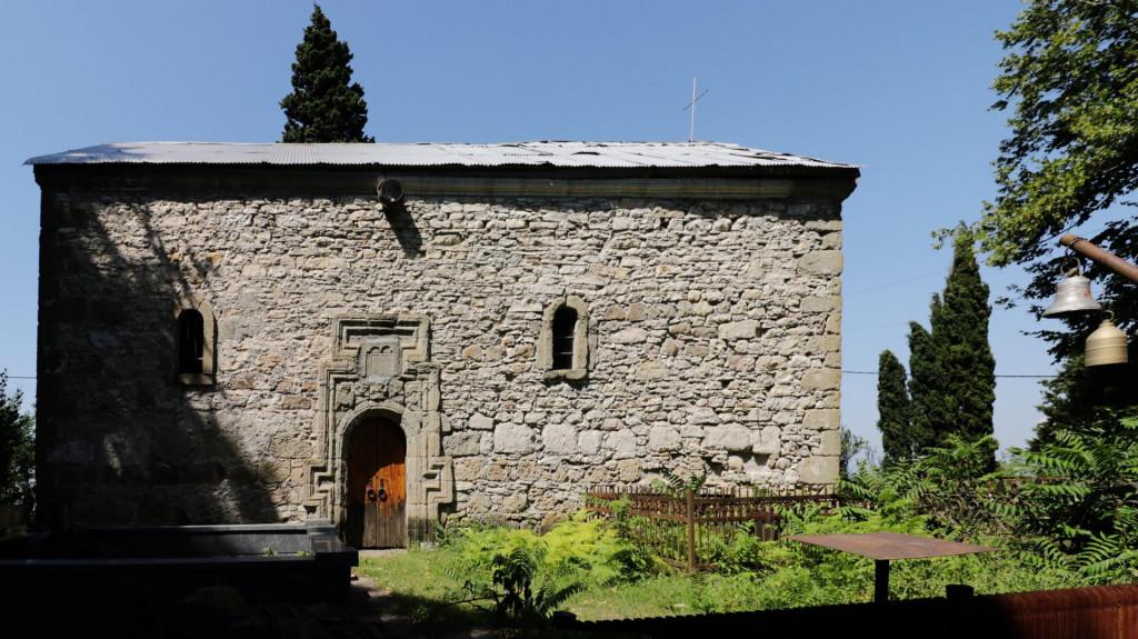ინაშაურის ღვთისმშობლის ეკლესია, church