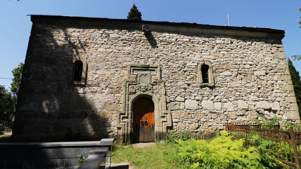 ინაშაურის ღვთისმშობლის ეკლესია, church