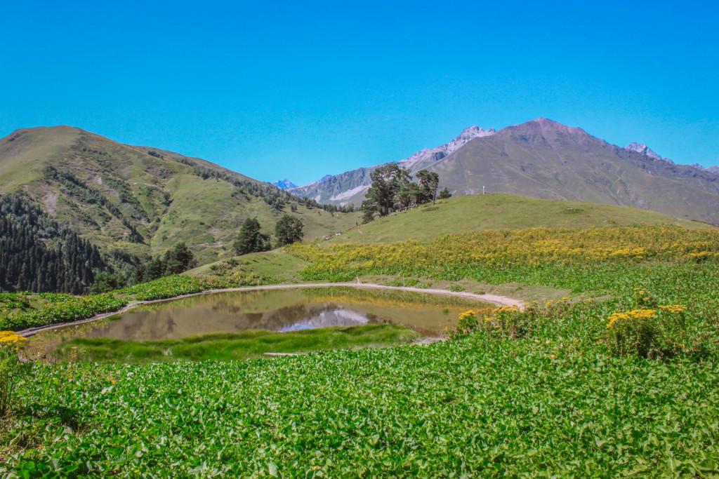 ტბა მეზირ - lake mezir