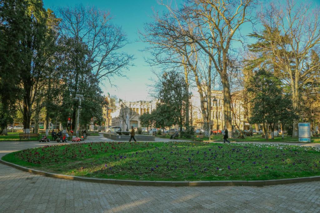 ქუთაისის ცენტრალური ბაღი \