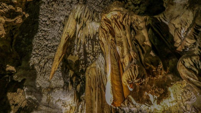 ნავენახევის მღვიმე - Navenakhevi Cave Natural Monument