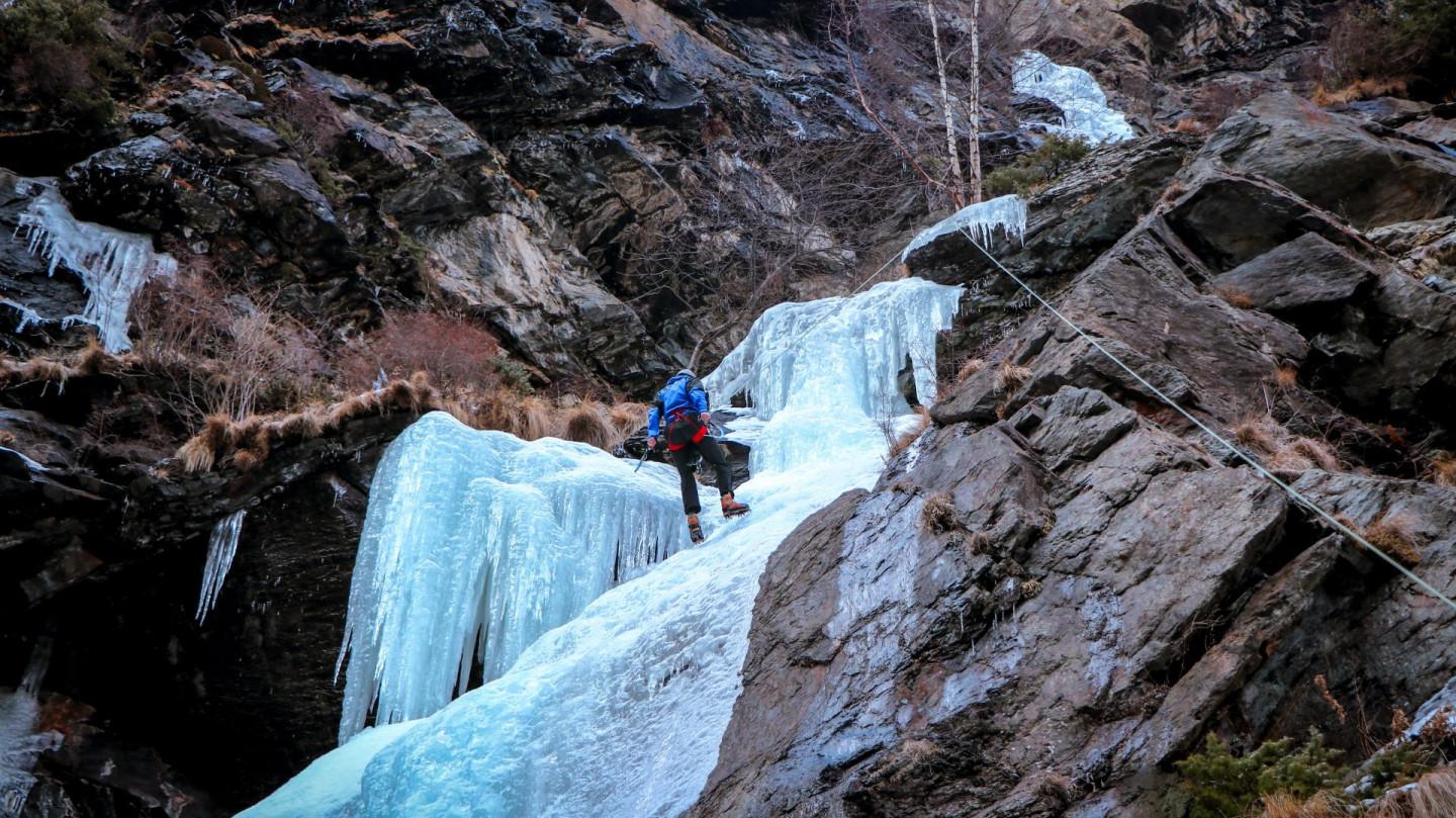 Gveleti Waterfall - გველეთის ჩანჩქერი