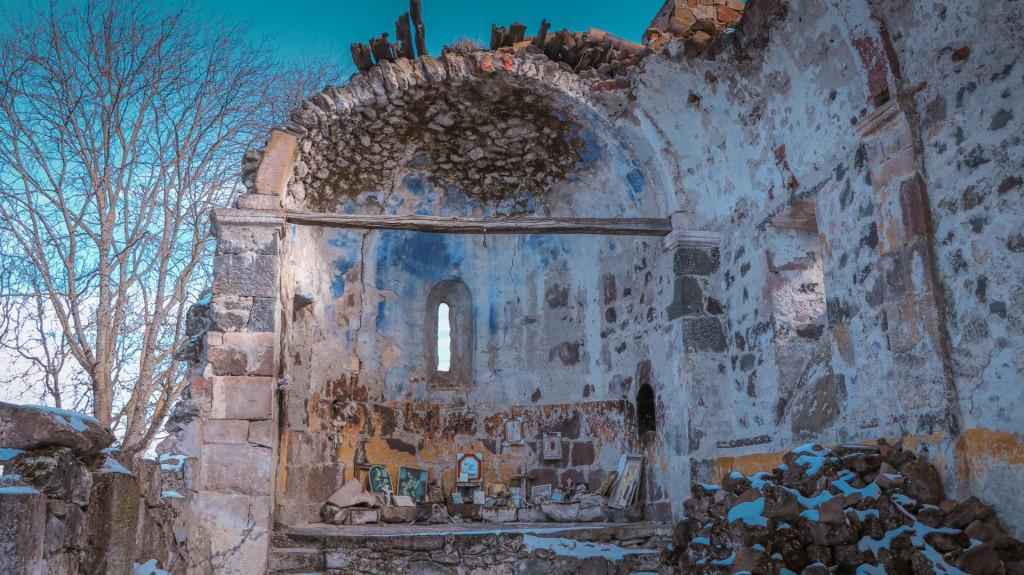 დაშბაშის ღვთისმშობლის ეკლესია - dashbashi Church by the name of Gvtismshobeli