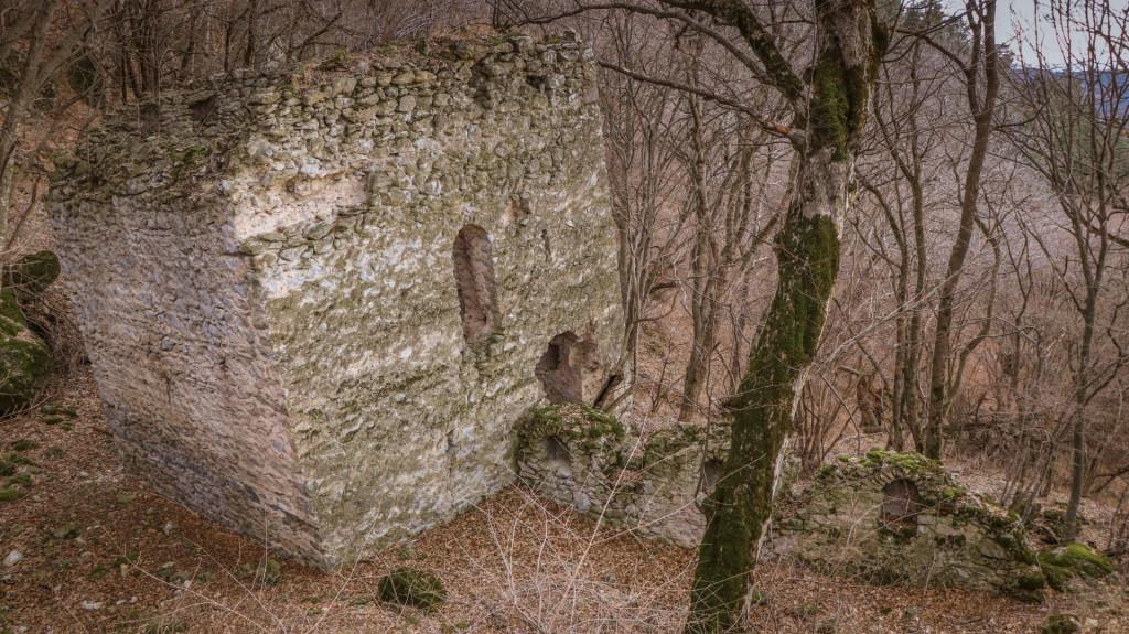 ამლივის (ამლევი, ავლევი) კომპლექსი - Amlevi Church and amlevi (avlevi) fortress
