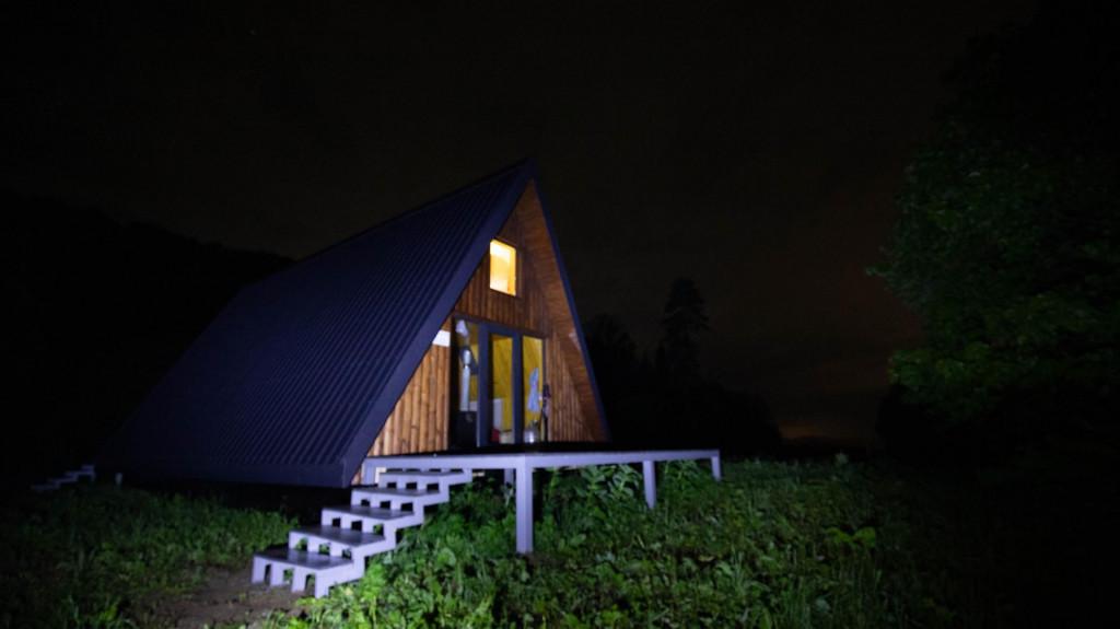 შუანოს ტურისტული თავშესაფარი