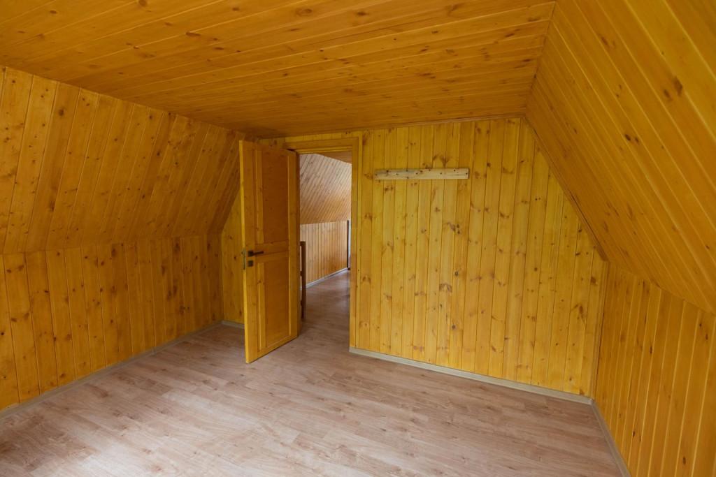 შუანოს ტურისტული თავშესაფარი