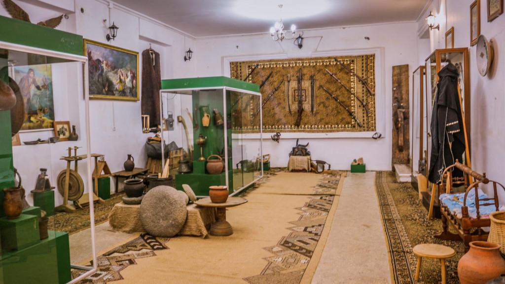 ნიკო ბერძენიშვილის სახელობის მხარეთმცოდნეობის მუზეუმი, ჩოხატაური, გურია - Niko Berdzenishvili Museum of Linguistics, Chokhatauri, Guria