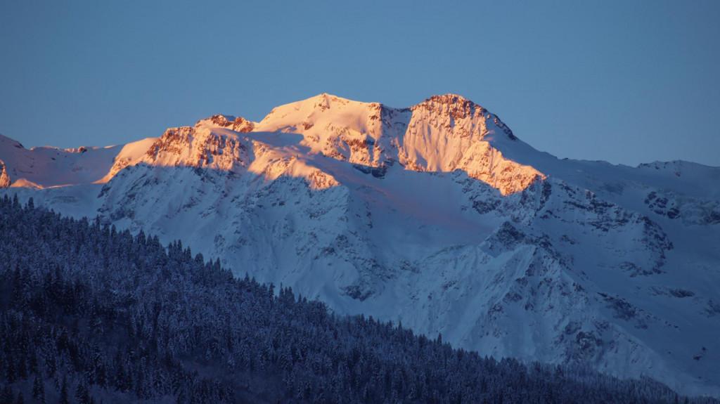 მწვერვალი ლაილა Peak Laila Пик Лайла