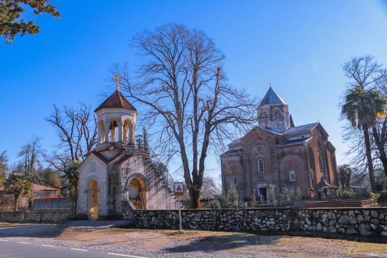 ძველი სენაკის მაცხოვრის შობის სახელობის ეკლესია