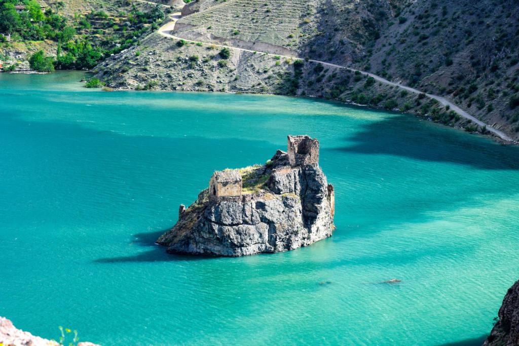 კავკასიძეების ციხე