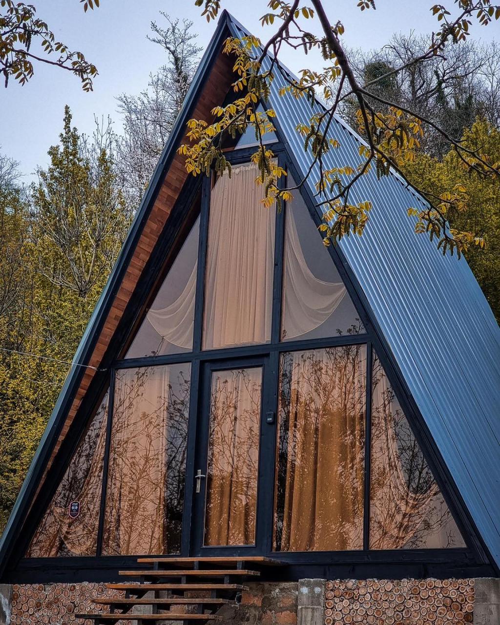 კოტეჯი სათაფლია