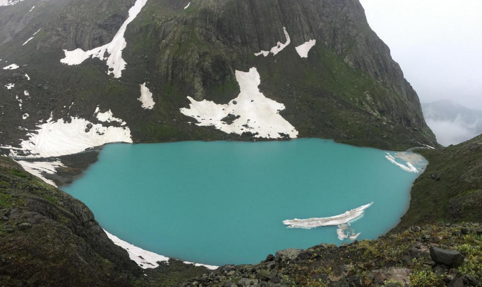 lakumurash toba lake