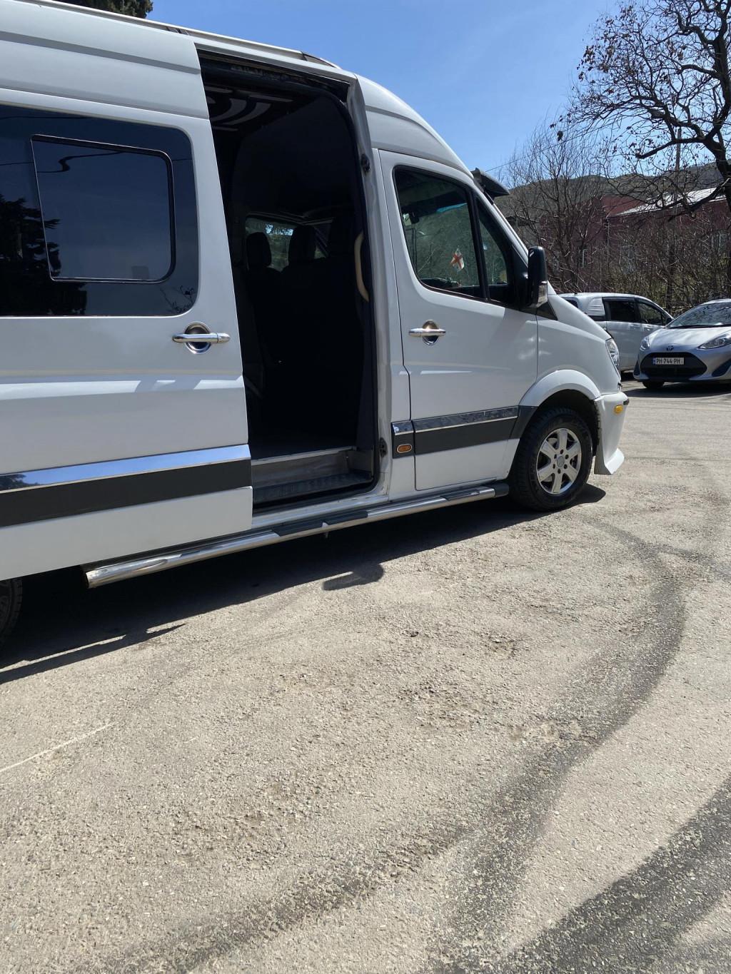 Messenger_creation_dea747b1-5abe