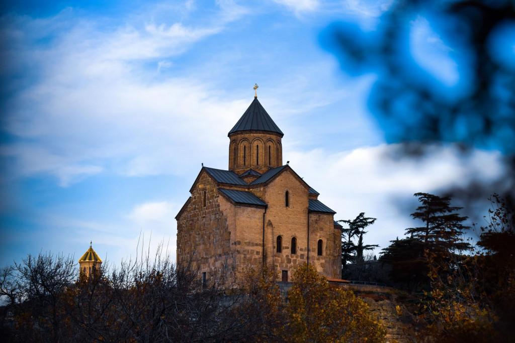 მეტეხის ღვთისმშობლის შობის სახელობის ტაძარი