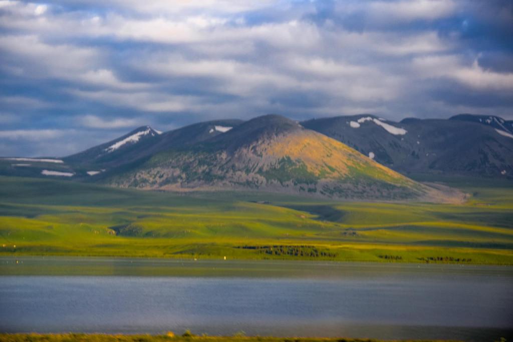 ფარავანის ტბა