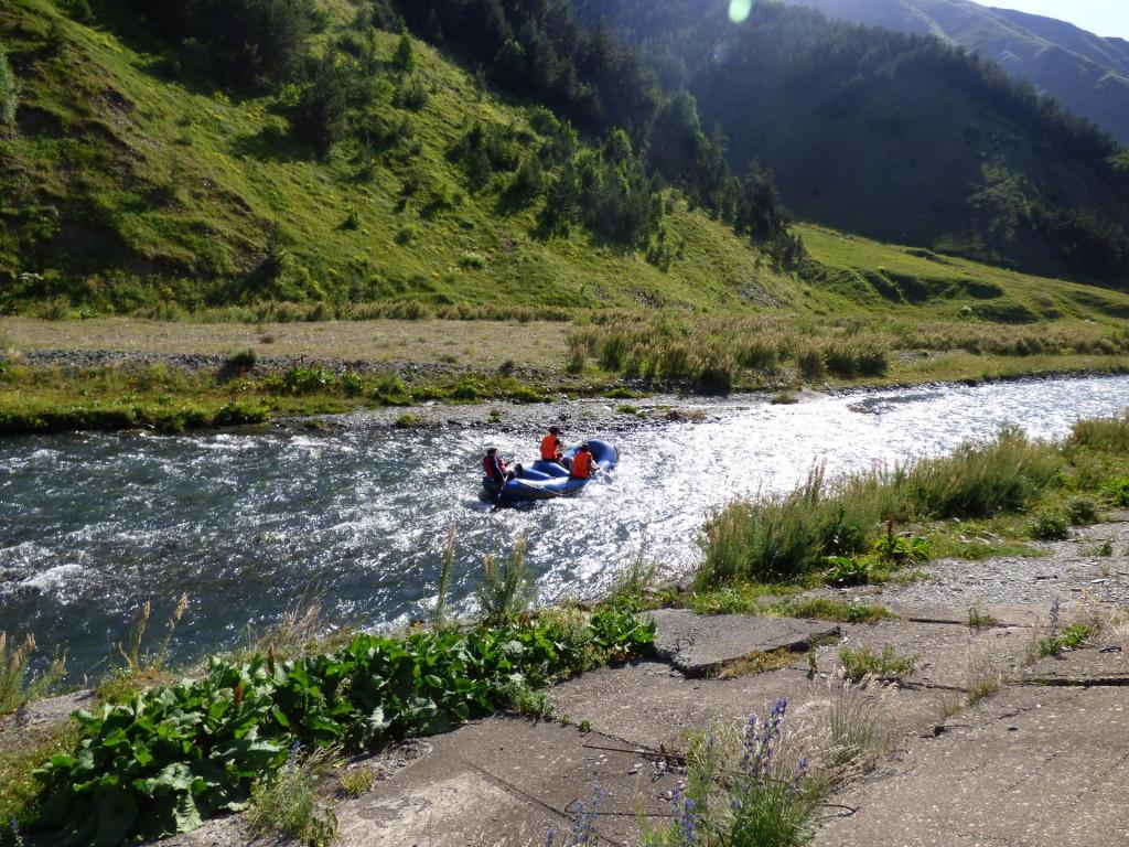 Rafting in Juta Valley