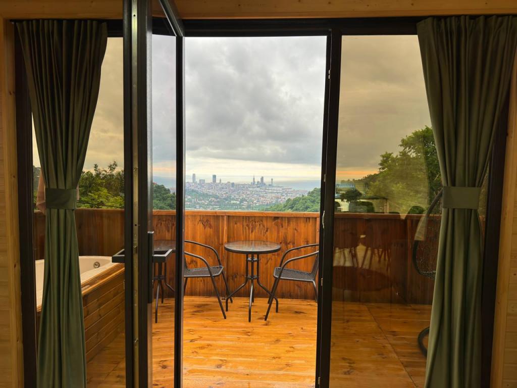 აფთაუნ ბათუმი - Uptown Batumi