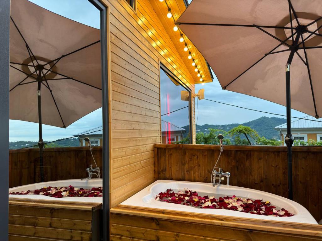 აფთაუნ ბათუმი - Uptown Batumi