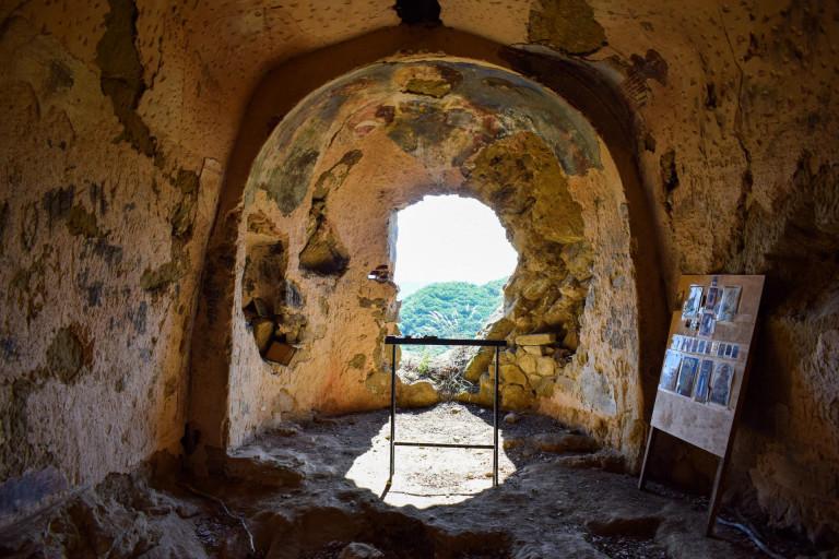 Mukhrovani Cave \