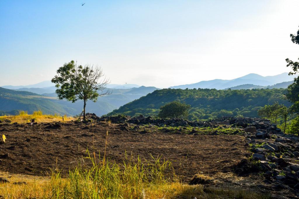 Kvemo Akhalsheni village (town), Nakalakari