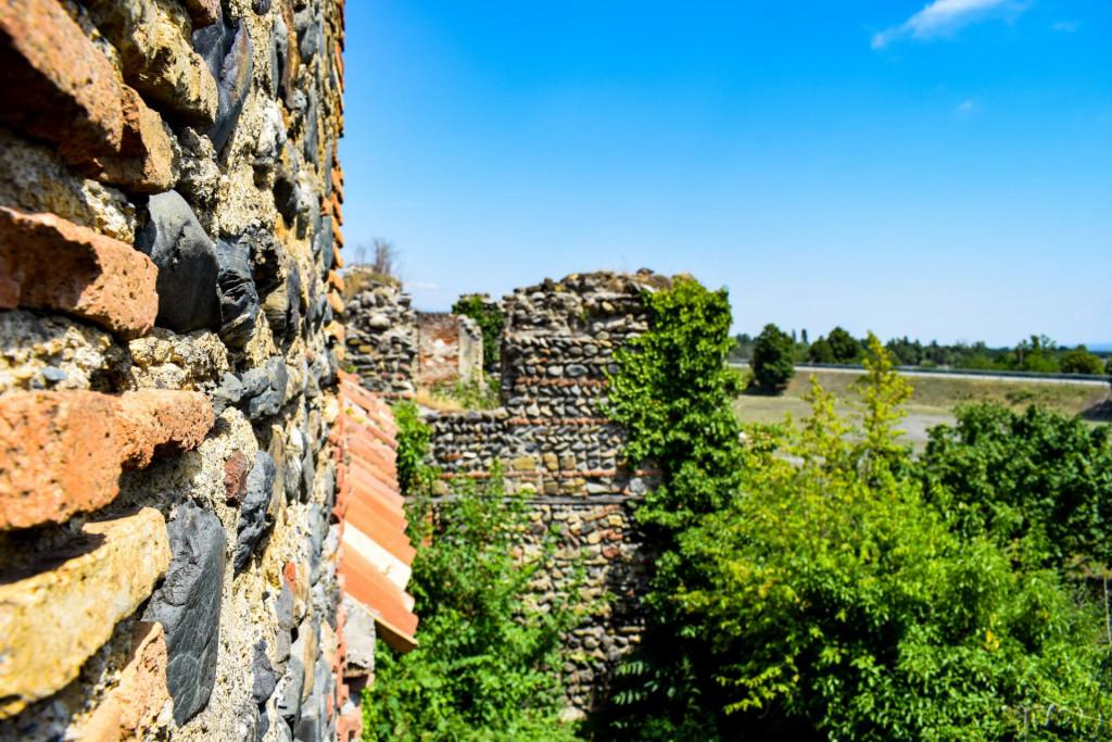 Laliskuli Castle, Fortress
