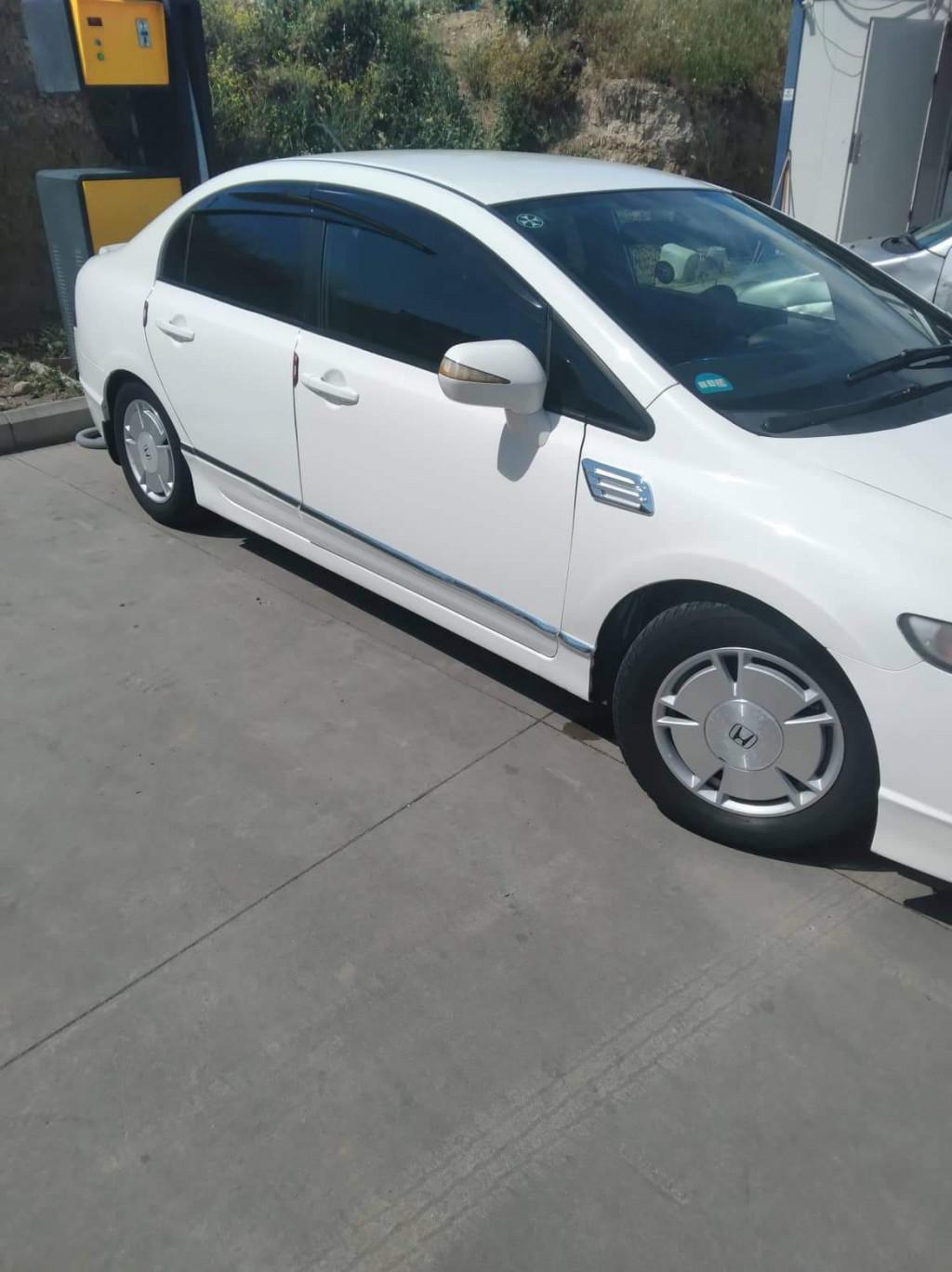 received_703873460916553