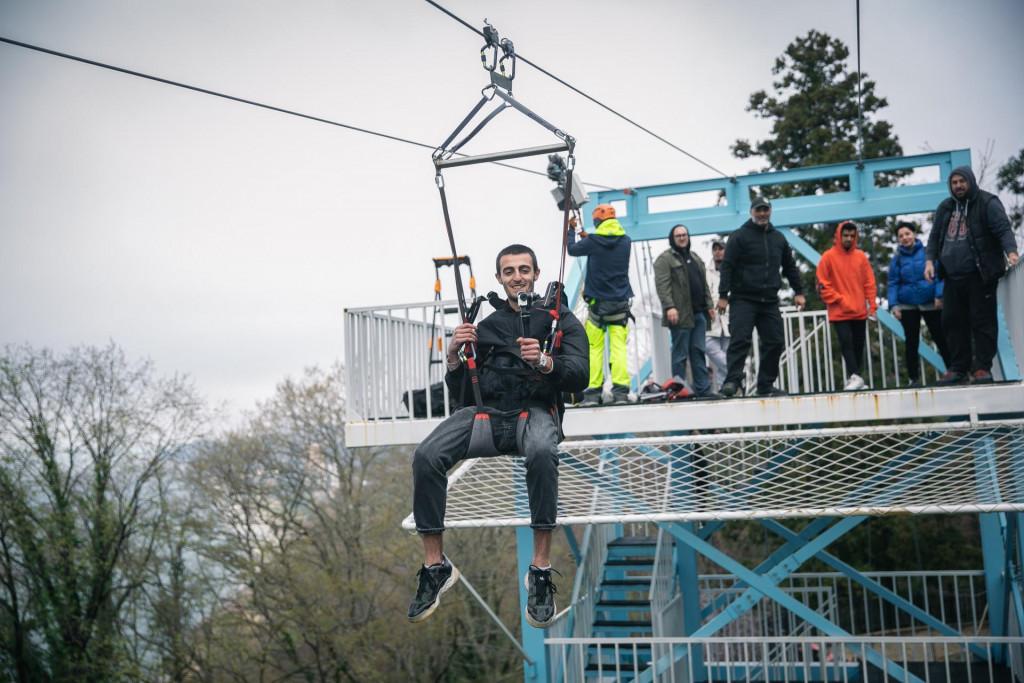 ზიპლაინი ბათუმში