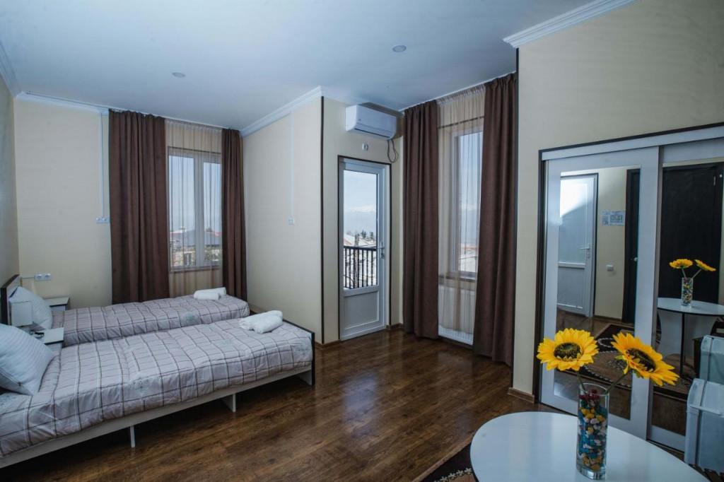 თელავ ჰოლი